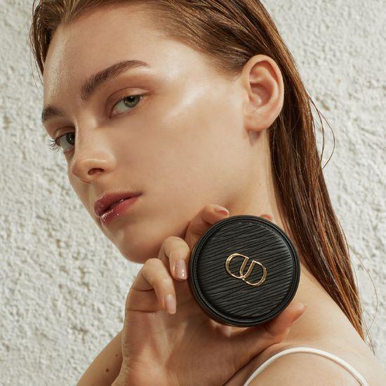 Chere Jeanne Fondant Matte Parfait Cushion 14g