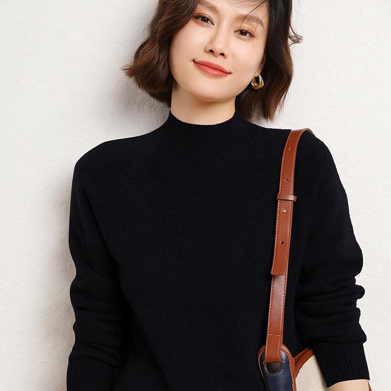 Women's 100% Wool Thickened Saddle Shoulder Sweater – Soft and Warm Half-High Neck Knitwear for Autumn and Winter