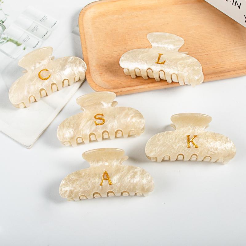 Creative Design 8.6Cm Cream-Coloured Letter Hair Clip Simple Acrylic Shark Clip Hair Accessories For Temperament Girls