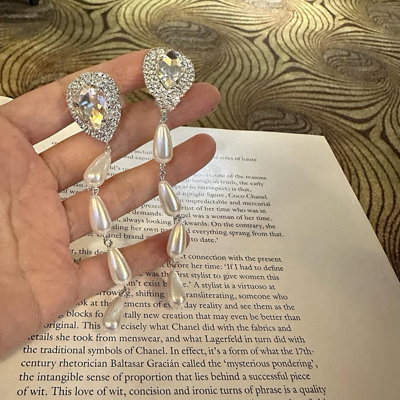 

Роскошные изысканные серьги-подвески с бабочками и капельками воды, женские серьги в милом принцессном стиле, взрывные серьги