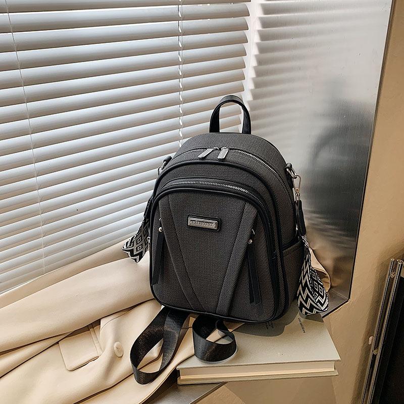 High-end Fashion Backpack Women's New Simple Casual Shoulder Messenger Bag Bag Versatile Small Backpack