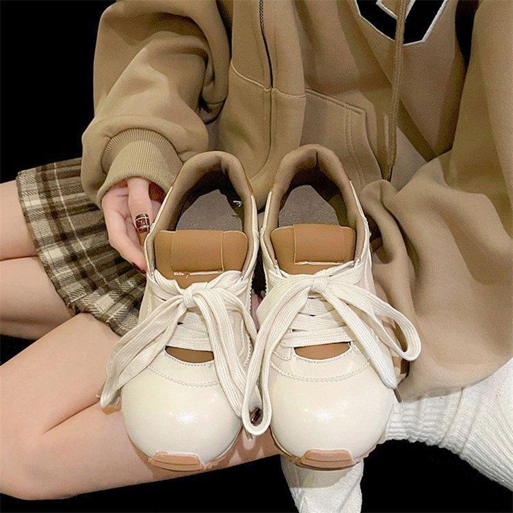 

Retro thick-soled leather women s new spring lightweight height increase versatile casual sports shoes 40 кремовый