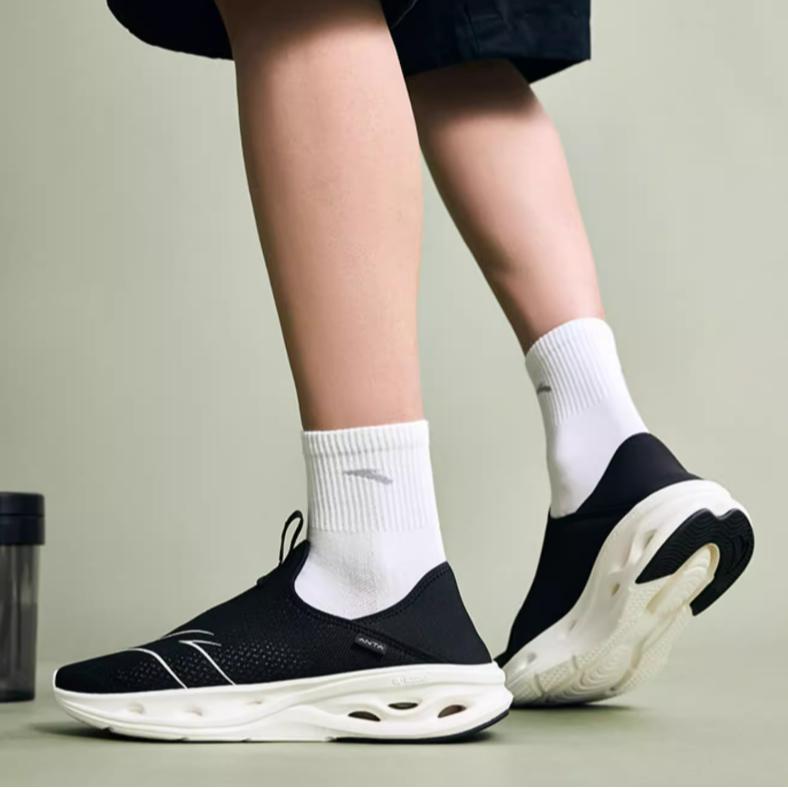 Anta Shock Absorbing Wear Resistant Low Top Outdoor Functional Shoes Men Shoes Black 912327775-2