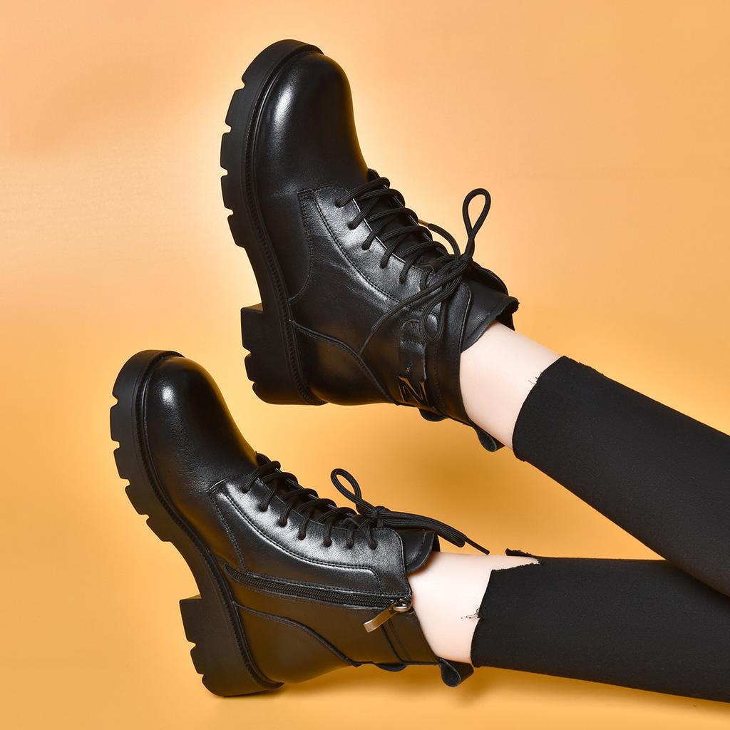 Martin Boots Women's Round Head Lace-up Locomotive Boots First Layer Cowhide Metal Buckle Cotton Boots