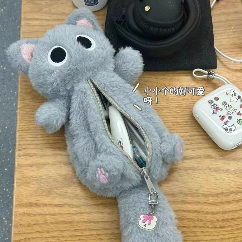 Cute Gray Furry Kitten Pencil Case, High-value Desktop Large-capacity Student Stationery Pencil Case, Large-capacity Pencil Case