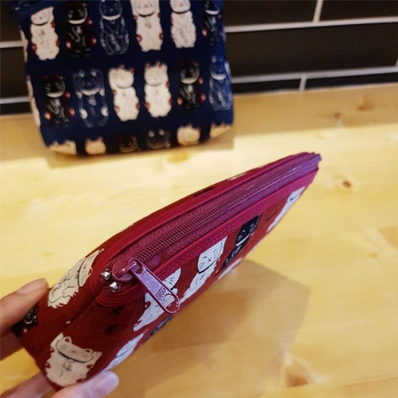 Lucky Cat Pouch - Red