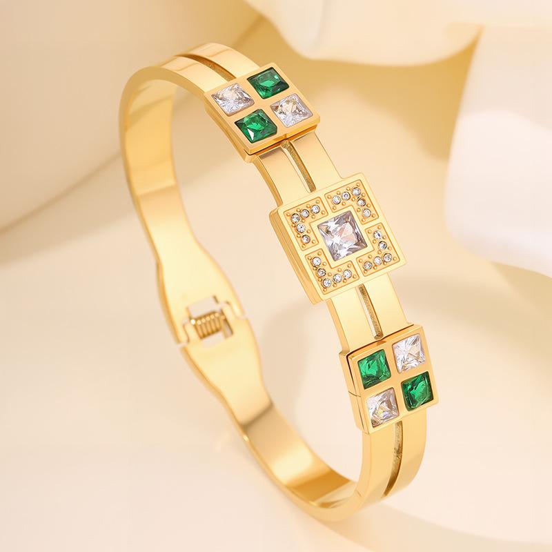Square Emerald Stretch Open Stylish Elegant Wagford Bracelet