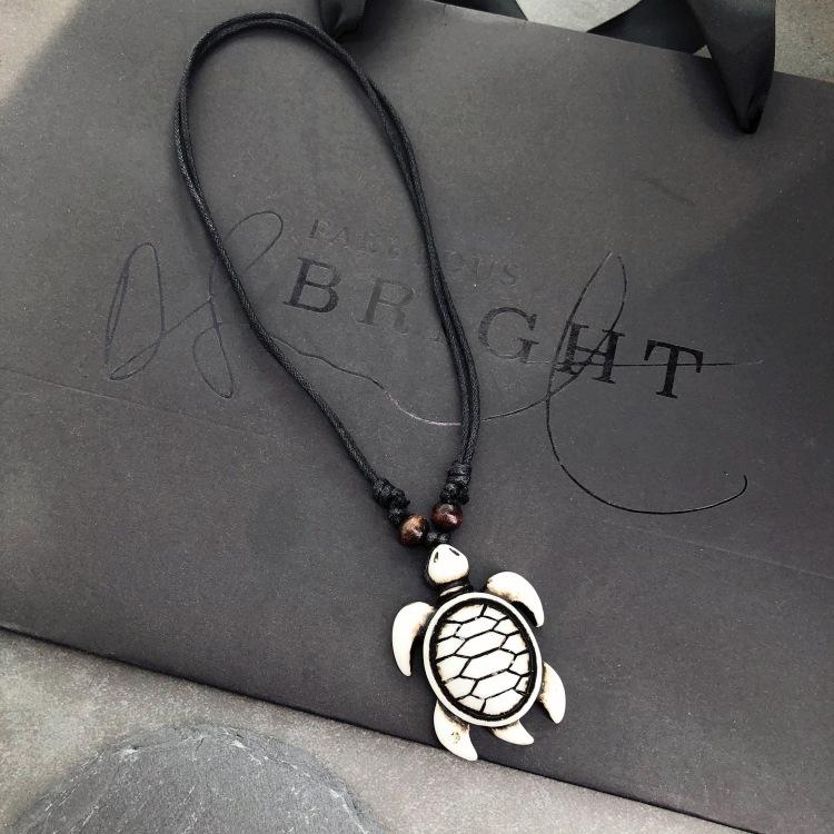 Original retro tribal men and women couple necklace trendy personality eagle ivory horn domineering pendant versatile accessories