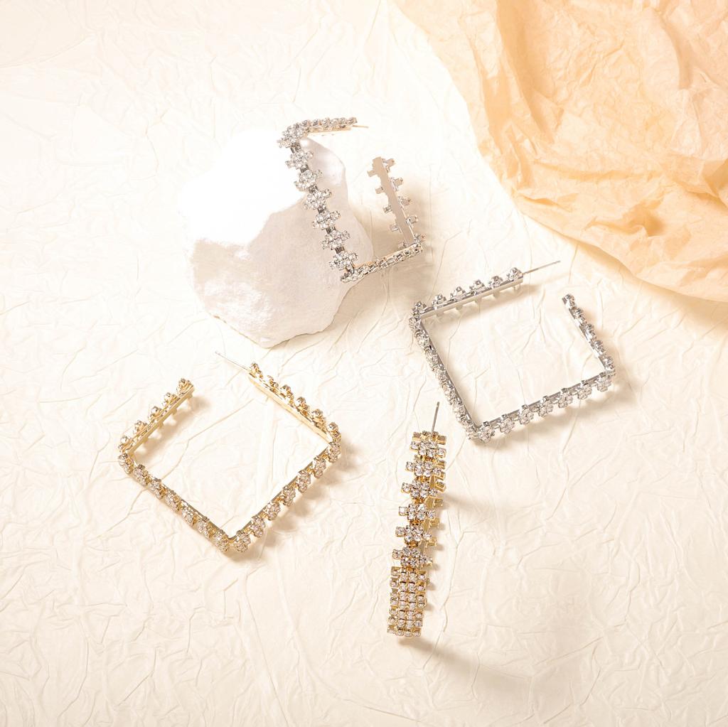 European and American Fashion Exaggerated Full Diamond Geometric Hollow Square Stud Earrings Exquisite and Versatile Daily Wear Temperament Women's M