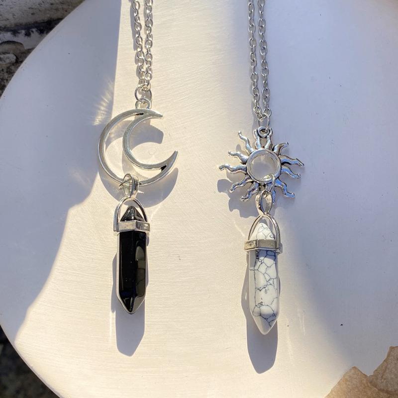 2 szt. Naszyjnik dla par w stylu retro Słońce Księżyc Kryształ Kolumna Sześciokątna z Kamienia Naturalnego Biżuteria dla Par