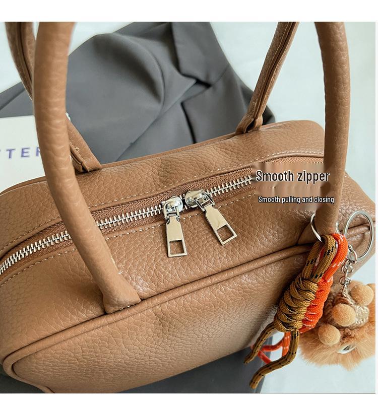 Autumn/Winter Large Capacity Niche Design Bowling Handbag - High Quality & Stylish