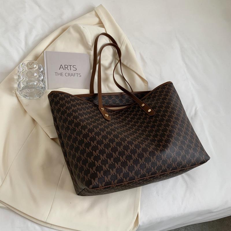 Versatile Hand Carry New Fashion Women's Bag Versatile Commuter Shoulder Bag Large Capacity