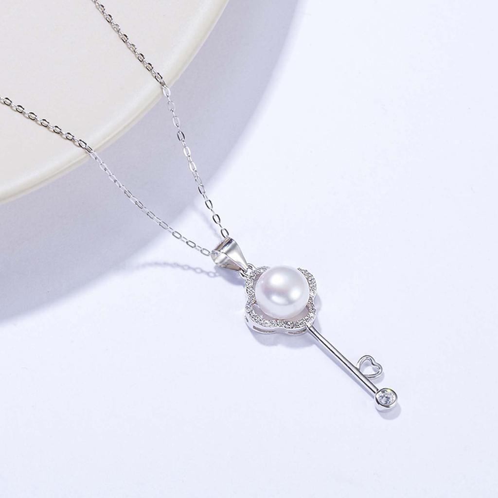 [MiNG HUANG] Freshwater Pearl Key Necklace, White, 7-8mm, High-Quality Pearl, Women's, Wedding, Party, Silver