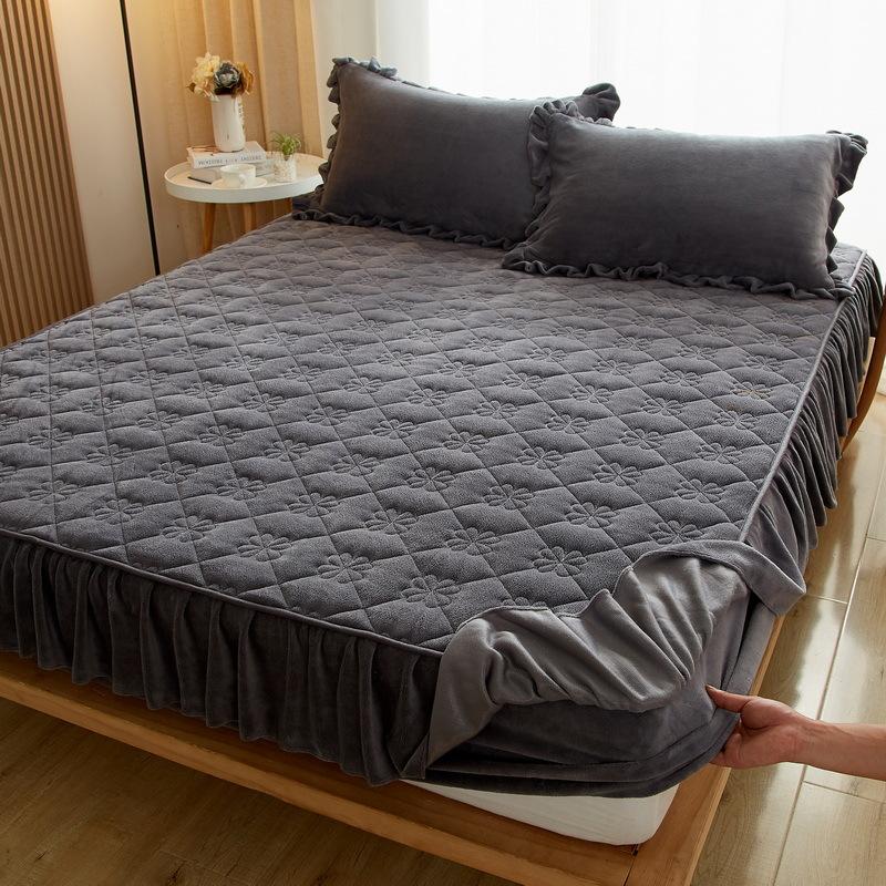 

Milk Velvet Quilted Bed Cover Single Piece Thick Solid Non-slip Protective Cover for Simmons Bed Skirt Bedspread 90c200x26cm