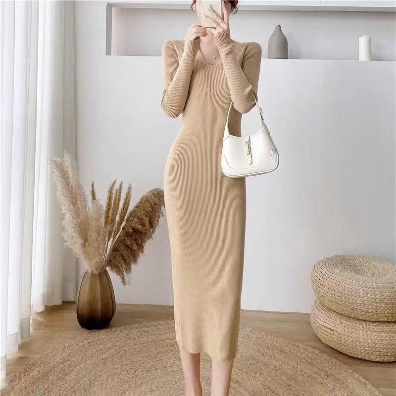 2025 Autumn/Winter Slim-Fit Knit Dress: Elegant Woolen Over-the-Knee Design