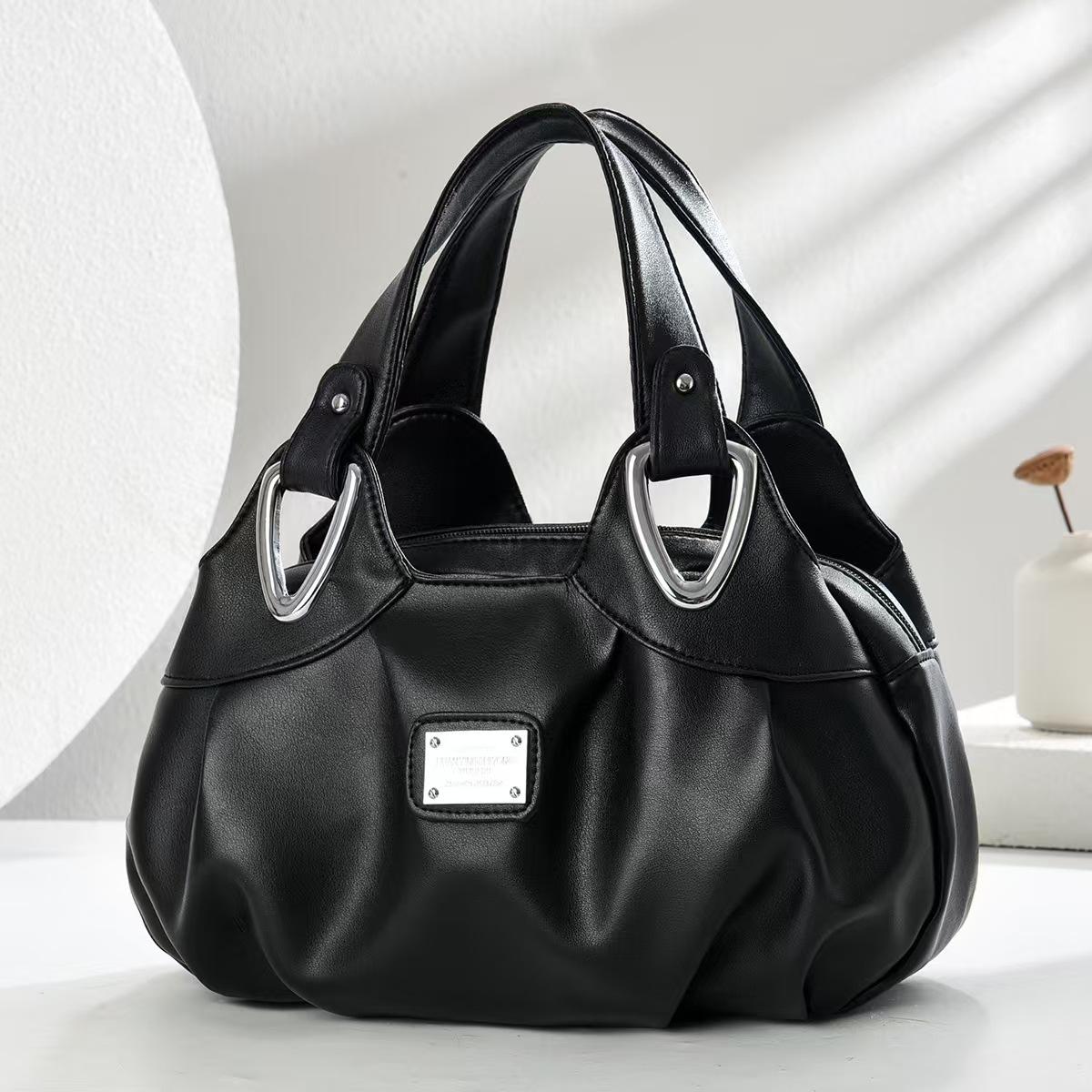 Schoolbag Women's Black Large-Capacity Handbag New Printed Temperament Shoulder Bag Commuter Casual Versatile Messenger Bag
