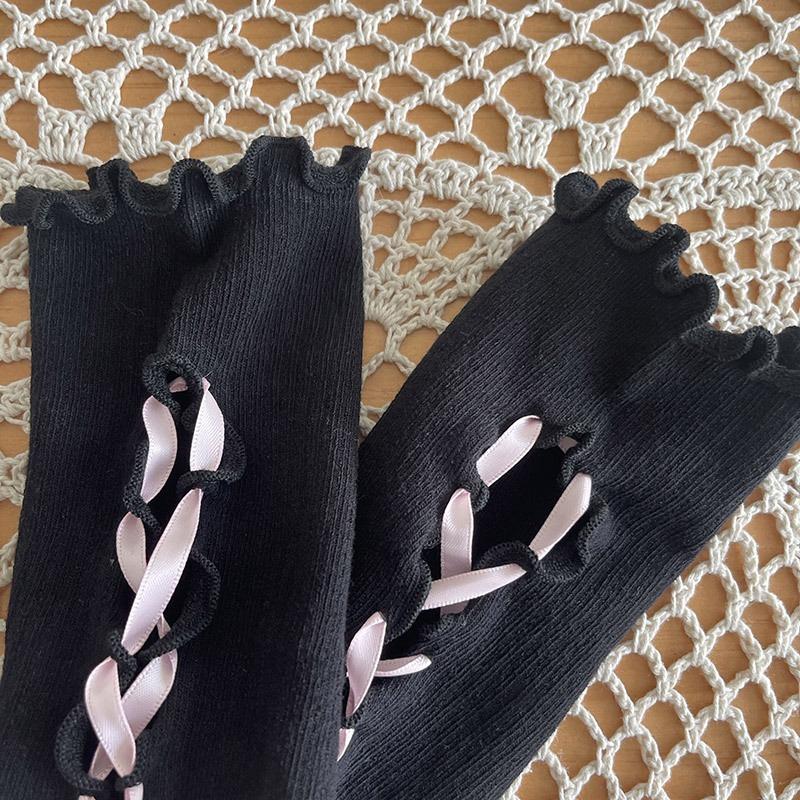 New Hot Sale Fashionable Simple Gothic Fingerless Gloves Unisex Tear Design Stretchy for Party Preparation and Durable