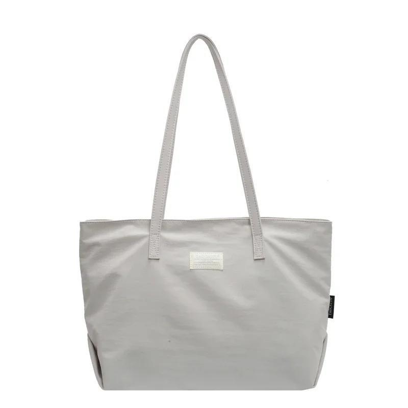 

Zippered Nylon Bag Large Capacity Solid Color Product Simple Fashion Versatile Shoulder Bag Soft Trendy Bag Premium