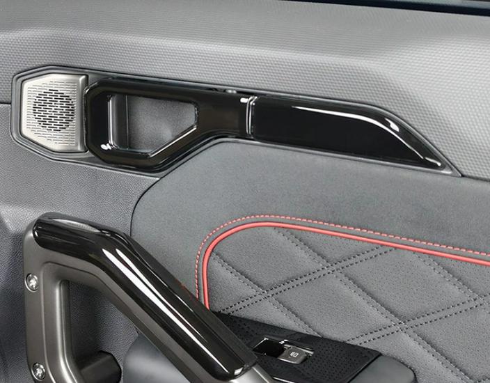 Compatible with 26 Jetour Traveler T2 Models: Gear Shift Frame, Lift Switch, Steering Wheel, Rear Seat Anti-Kick, Interior Pull Handle.