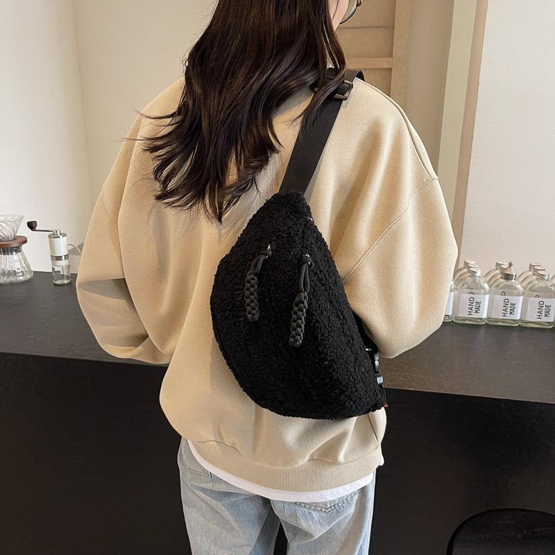 Simple Solid Color Shoulder Bag Women's 2025 Autumn New Small Fresh Chest Bag Schoolgirl Sports Crossbody Bag Women's Bag