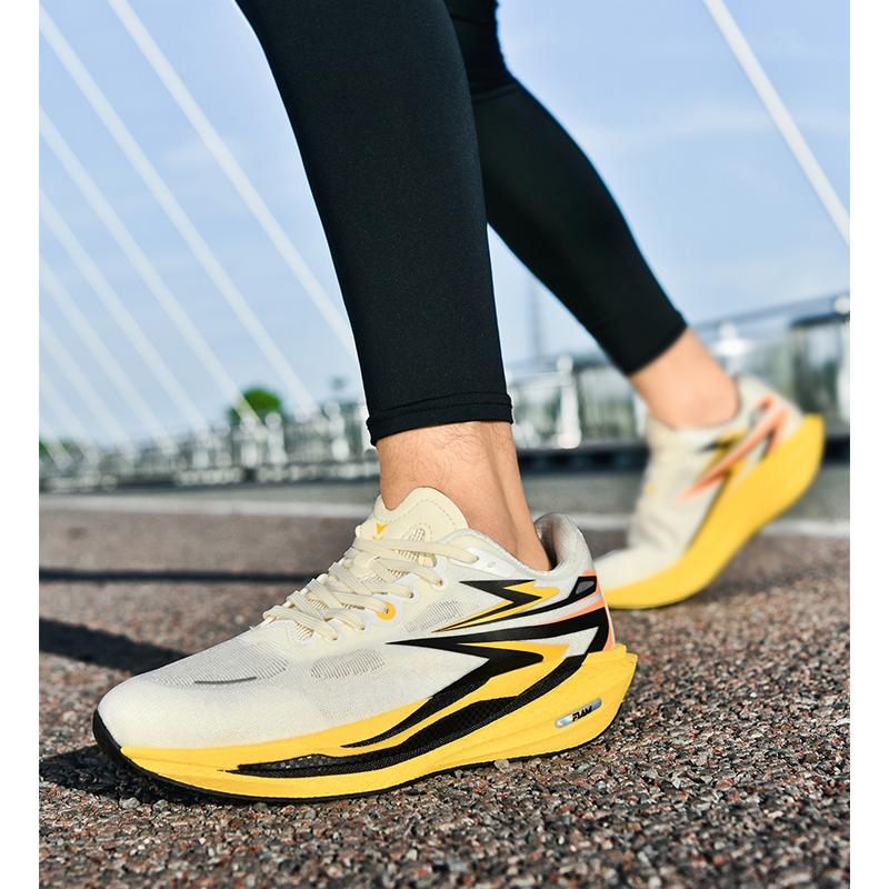 Men's Running Shoes Are Breathable Lightweight Comfortable and Fashionable They Are Men's Casual Sports Shoes