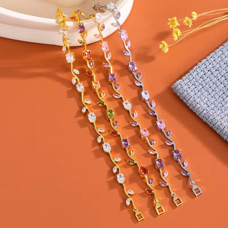 2026 Europeu e Americano Design Simples Forma de Folha Temperamento Nicho Versátil Banhado a Cobre Ouro 18k Cor da Pulseira