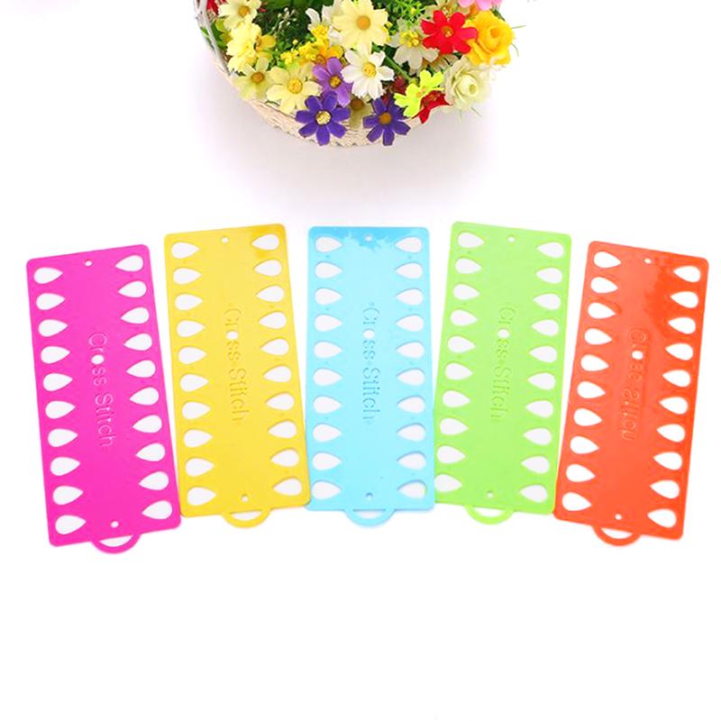 Plastová řádková deska pro křížkovou výšivku Organizér na vyšívací nitě a příze