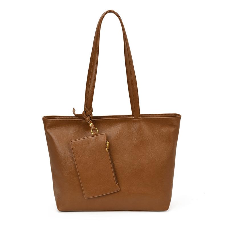 Casual retro tote bag women's 2025 new large-capacity fashion shoulder bag premium commuter armpit bag