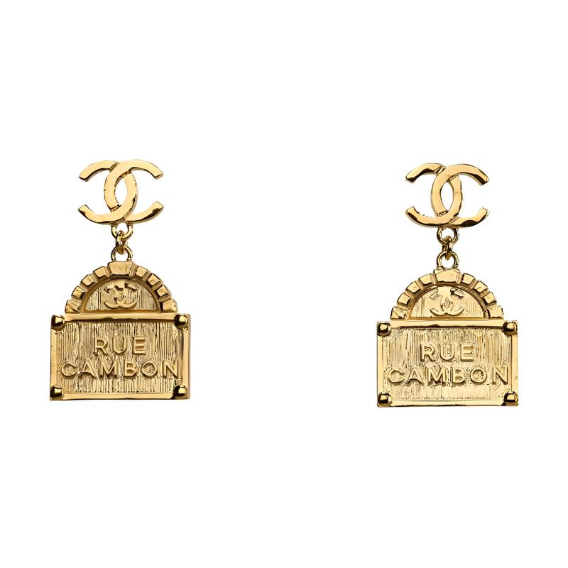 

CHANEL Fashion Classic Logo Double C Metal Earrings Women s Style золотий