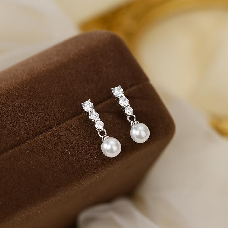 Women 925 Silver Imitation Pearl Earrings Luxury Geometric Ear Jewelry серебряный