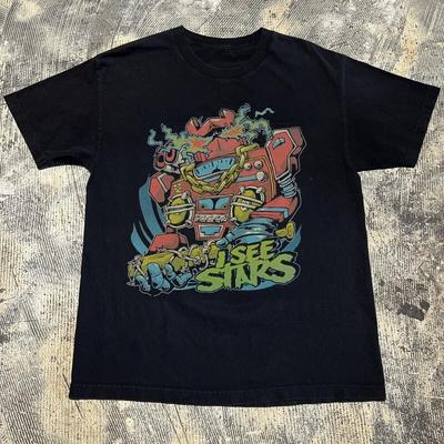 Na górę – T-shirty i koszulki