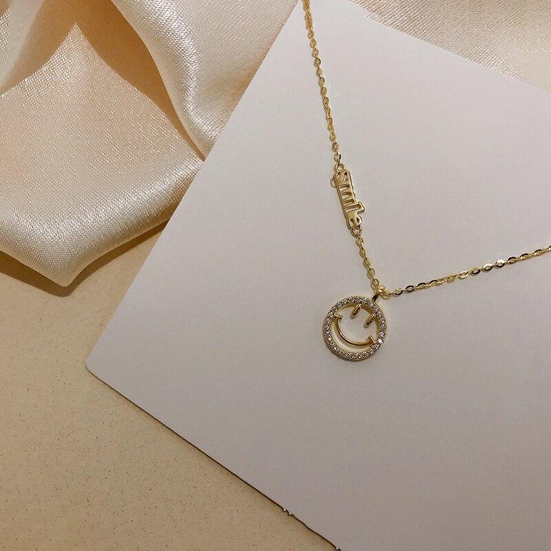 Sterling Tone Shiny Zircon Crystal Smiling Face Letter Women Pendant Pendant Necklace Clavicle Chain Necklaces Choker Birthday Souvenir