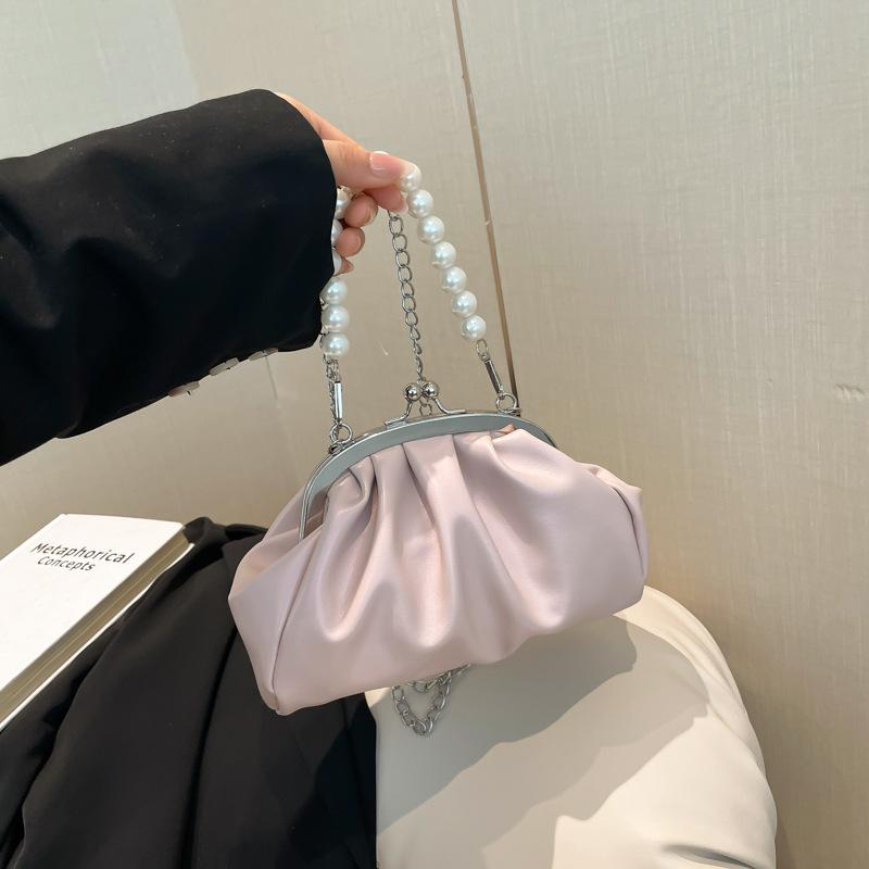 2025 summer new girl cute pleated clip bag niche high value chain bag portable messenger bag dumpling bag