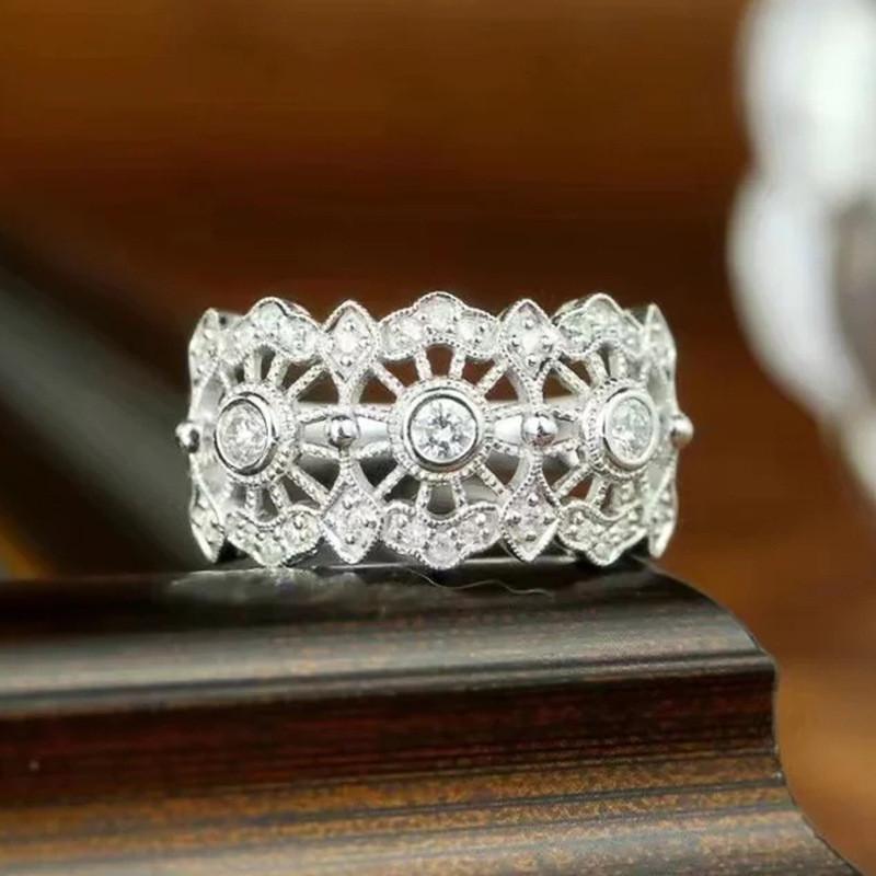 Bridal Wedding Rings Luxury 925 Sterling Silver Hollow Out Design Chic Accessories for Women Engagement Band New Fashion Jewelry