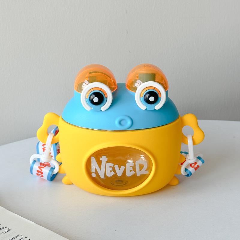 

Портативный детский стакан с мультяшным крабом для двух напитков и ремешком 600ml