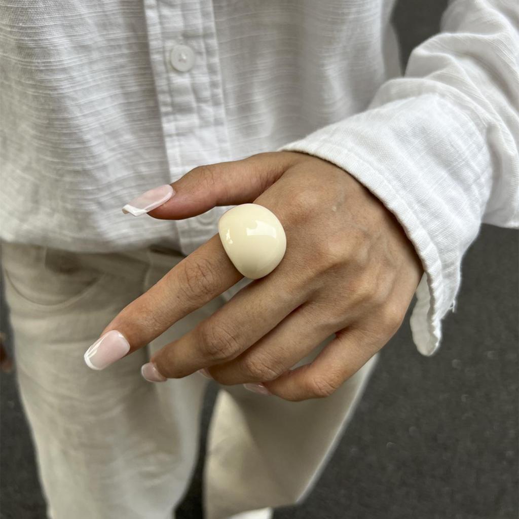 Korean Simple Transparent Color Resin Rings Niche Retro Stacked Curved Acrylic Geometric Oval Wide Ring Charm Trendy Irregular Fashion Jewelry