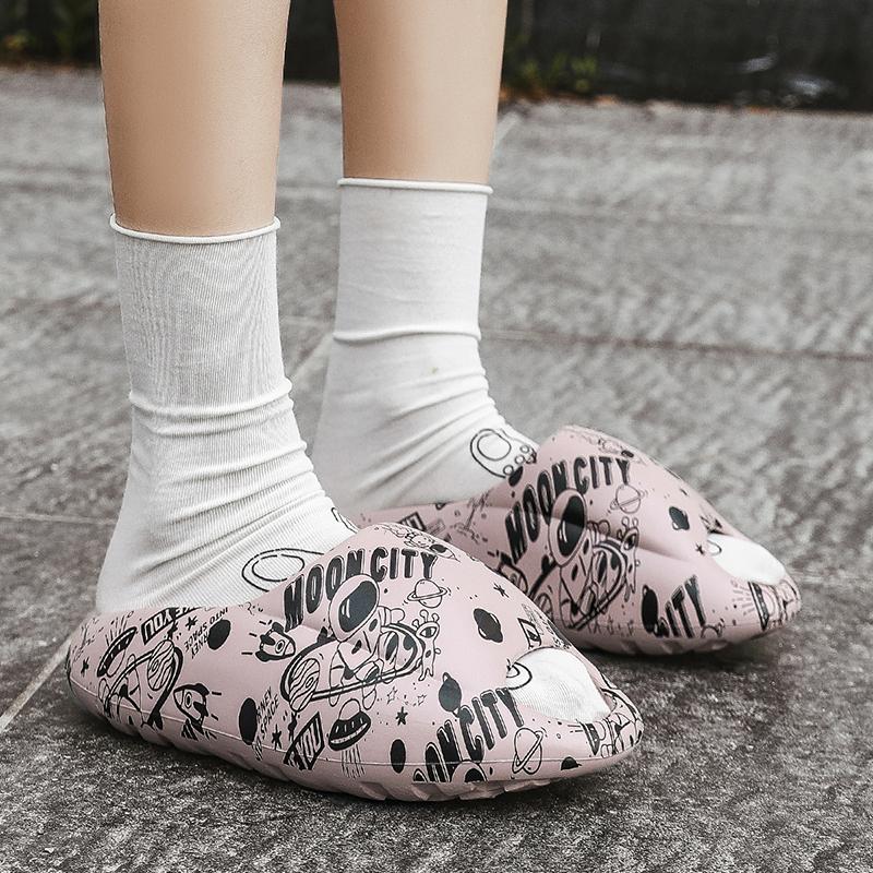 New Summer Couple Outerwear Sports Fashion Leisure Men and Women Beach Non-slip Flip Flops