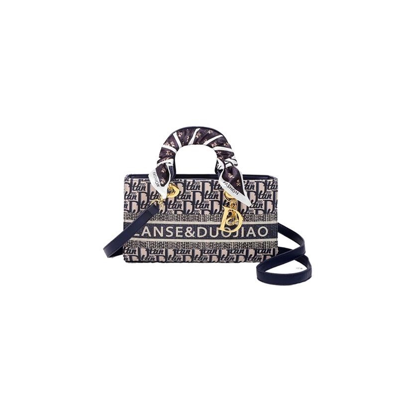 Embroidered horizontal Princess Diana bag women's new versatile handbag large capacity shoulder messenger bag