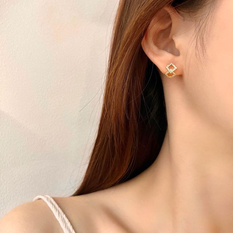 Diamond-in Square Earrings Square Connection Earrings Small Geometric Exquisite Earrings for Women