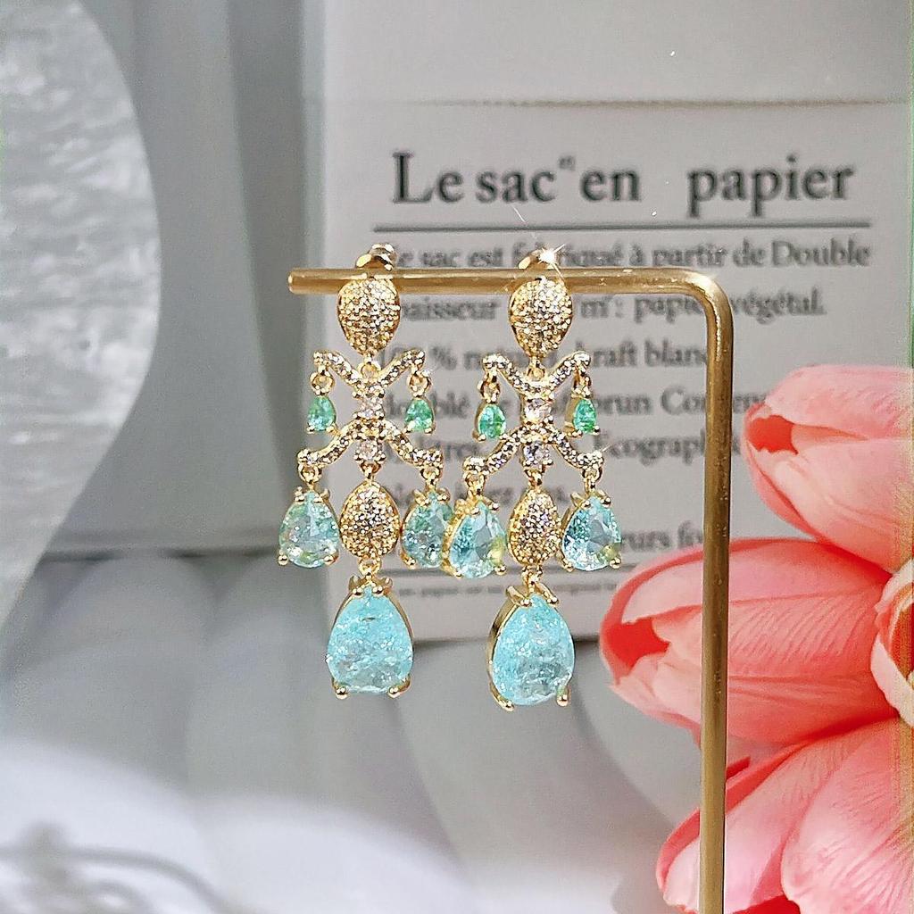 CMM Retro Water Drop Light Blue Ice Flower Zircon Chandelier Tassel Temperament All-Match Elegant Golden Dangle Earrings