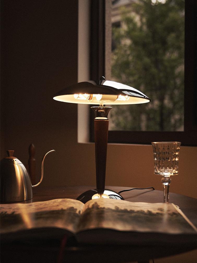 Vintage American Bauhaus Solid Wood Table Lamp for Living Room, Study, Bedroom, or Bedside - Simple Retro Decor.