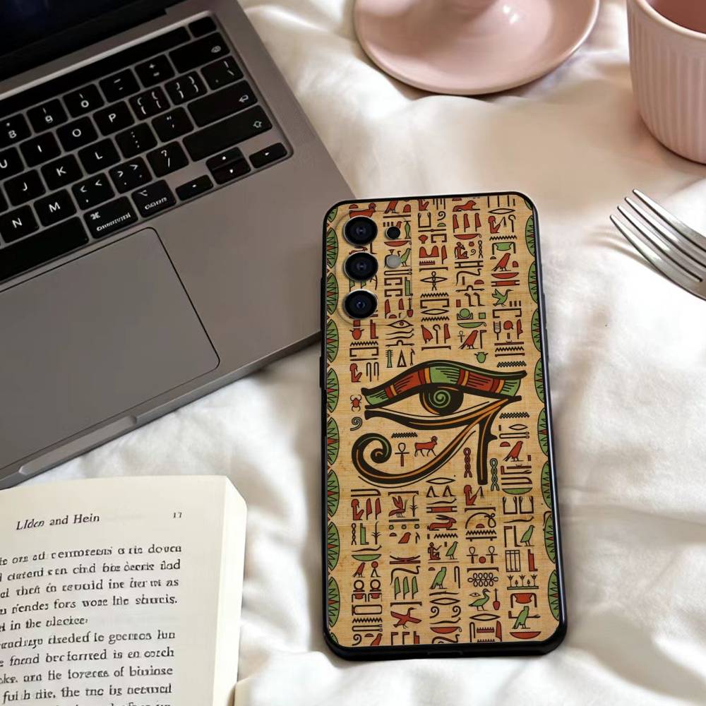Egyptian Eye Of Horus Phone Case For Samsung S25,24,23,22,30,21,10,9,Ultra,Plus,Lite,FE,4,5 G Soft Black Case