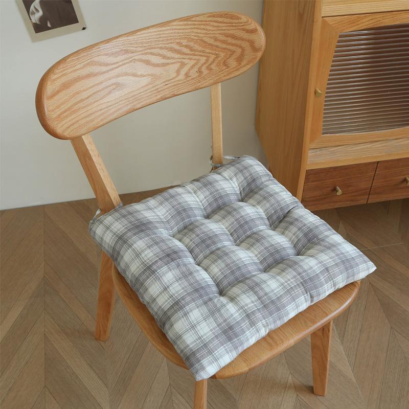 

Student Fart Pad Office Supplies Strap Thicken Cotton Pad Winter Checkered Warm Cushion Window Seat Cushion