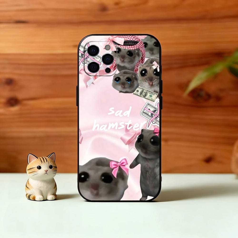 

Чехол для телефона-мема Грустный хомяк S-Sad H-Hamster для iPhone 17, 16, 15, 14, 13, 12, 11 Plus, Pro Max, Другие Мягкий Черный Чехол iPhone15plus