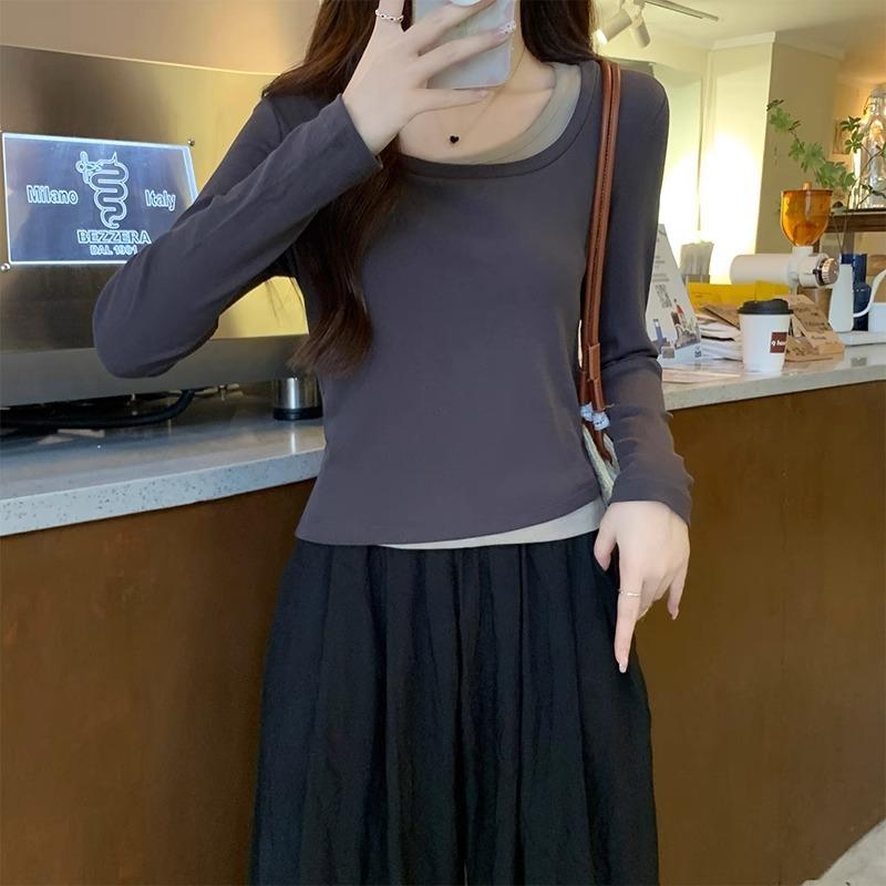 Letošní populární dámské slim tričko s dlouhým rukávem a čtvercovým výstřihem, falešný dvoudílný límeček odhalující klíční kosti, dámské jarní a podzimní topy