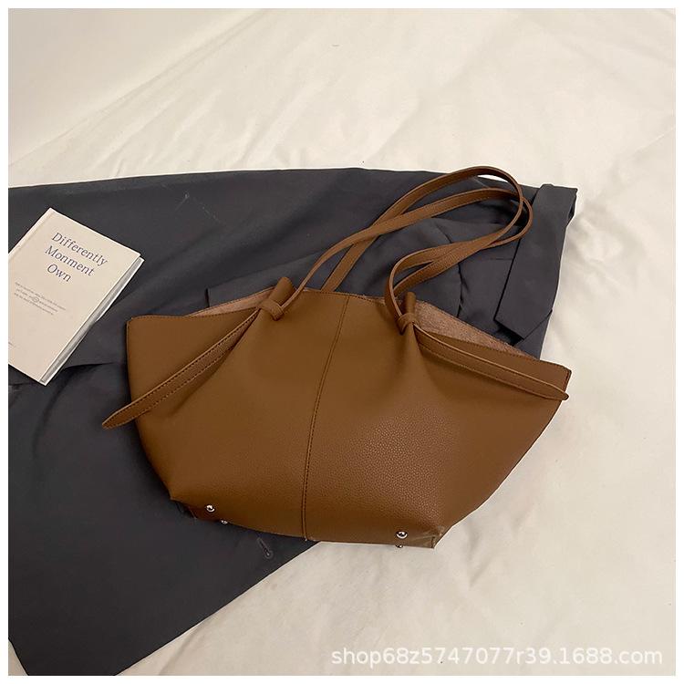 Korean Version of Temperament Commuting Large-capacity Tote Bag Women's 2025 Autumn Simple Casual Versatile Shoulder Portable Wing Bag