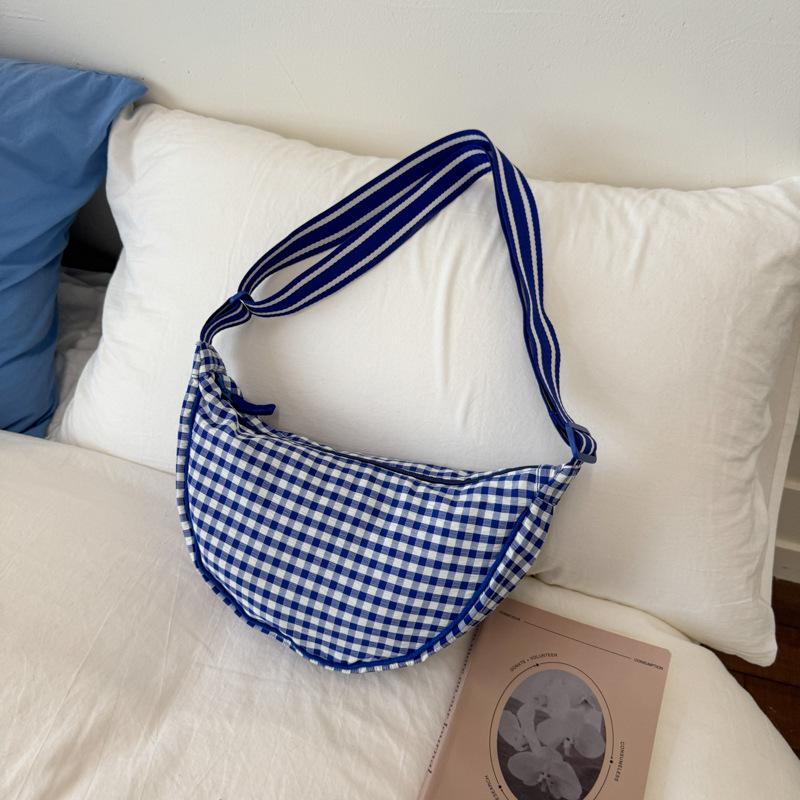 Niche design dumpling bag new fashion messenger bag 2025 foreign style plaid personalized armpit bag casual shoulder bag