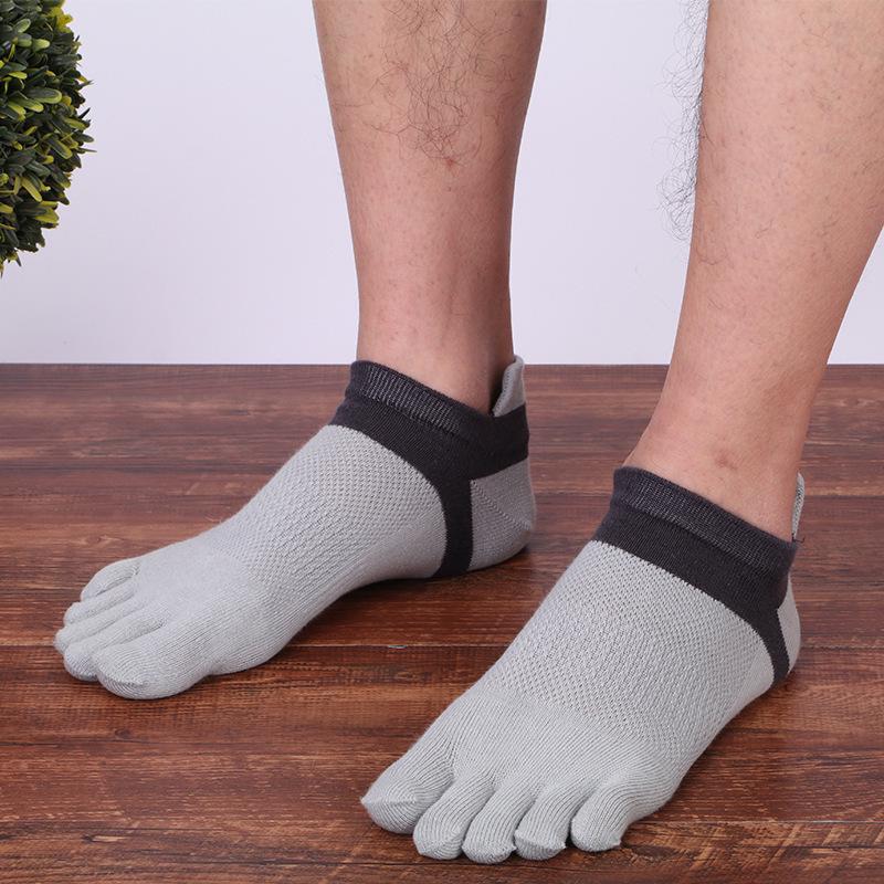 

Men s Summer Thin Low-Cut Cotton Five-Toe Socks One Size серый