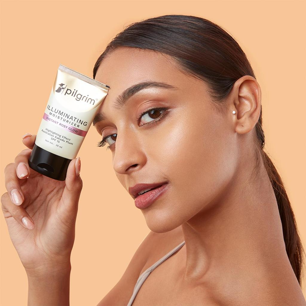 Pilgrim Illuminating Moisturizer Cream For Face 30Ml | Non-Greasy Highlighter With Rosy Glow & SPF 15