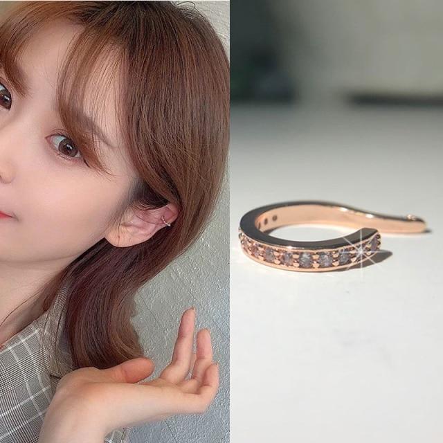 Plain Simple Star Women Shape Cubic Zircon Ear Cuff Charming Crystalline Clip On Earrings Earcuff Without Piercing Earrings Jewelry Giveaway